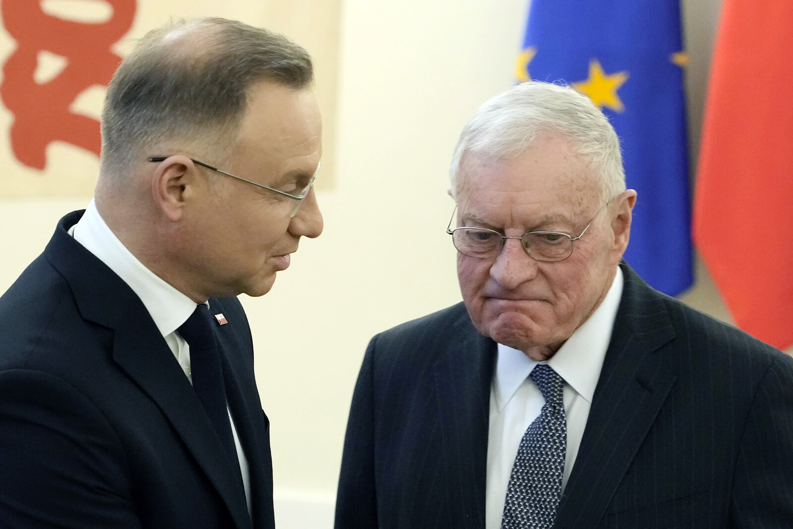 Poland: USA to maintain forces here