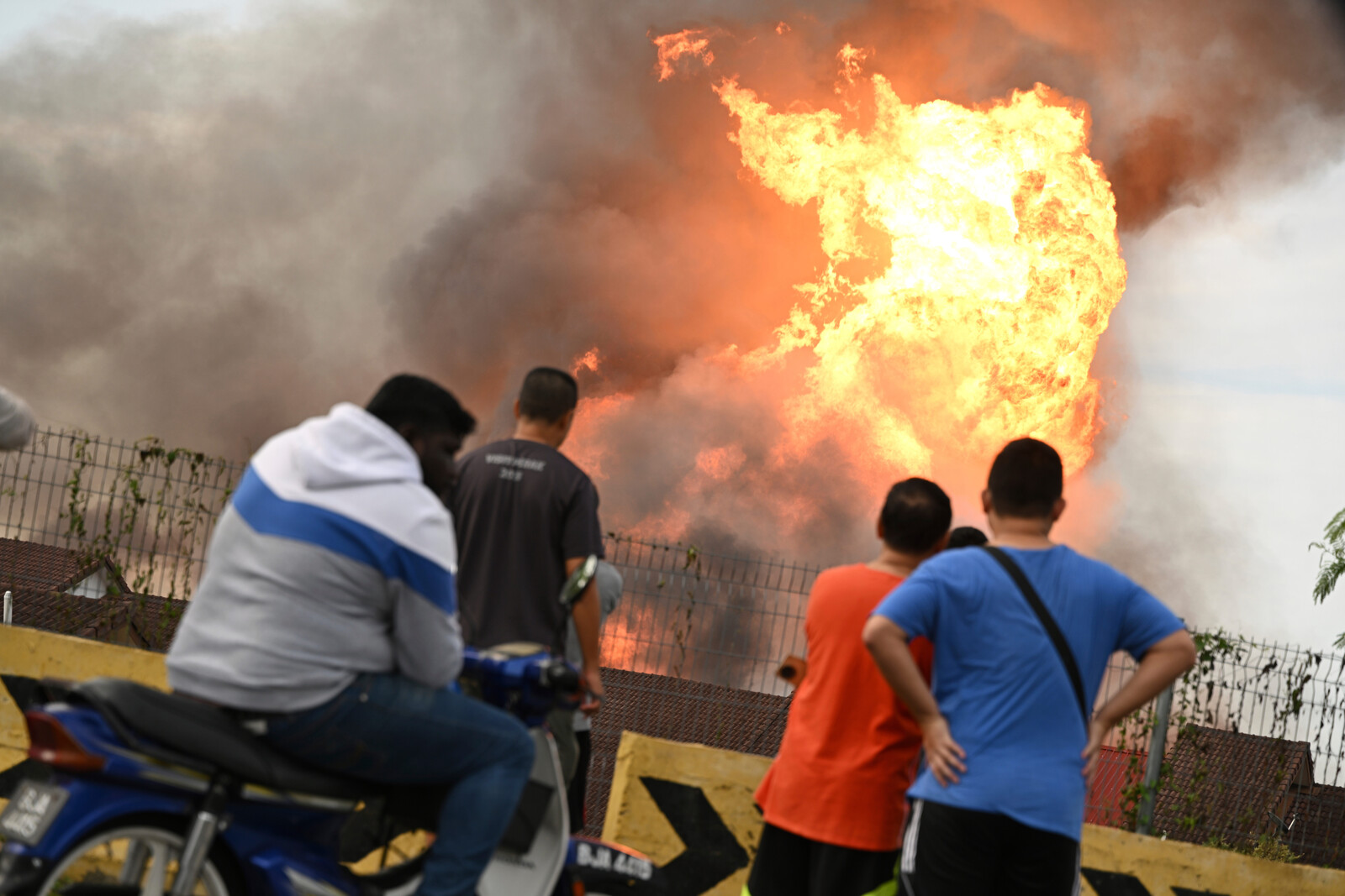 145 Injured in Massive Gas