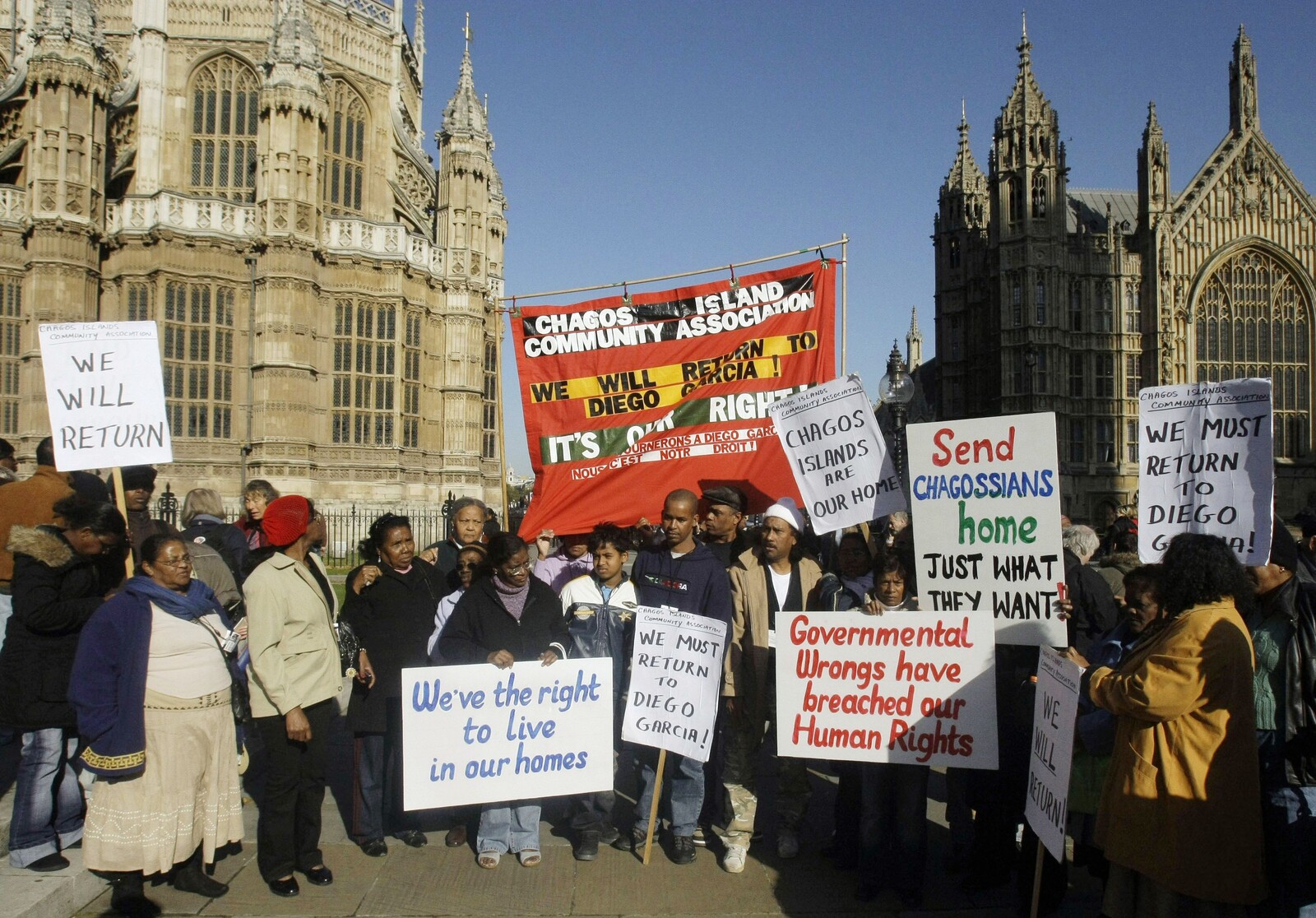 Britain Hands Over Colonial Islands