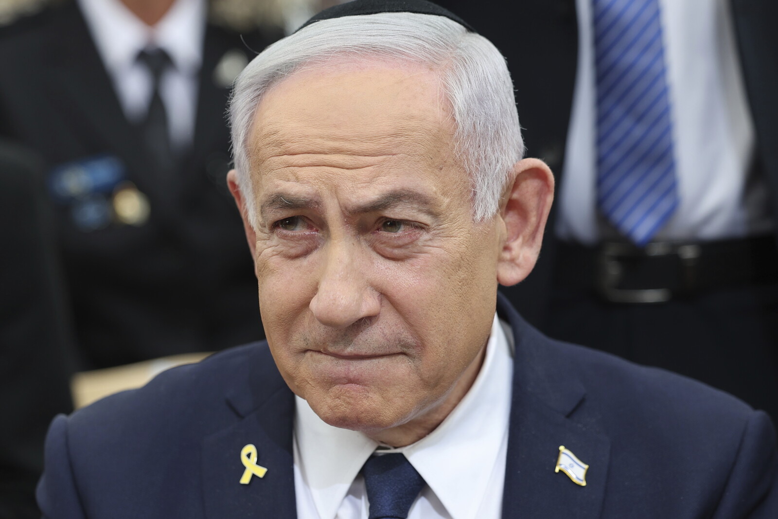 Netanyahu Recalls Negotiators Amid Criticism