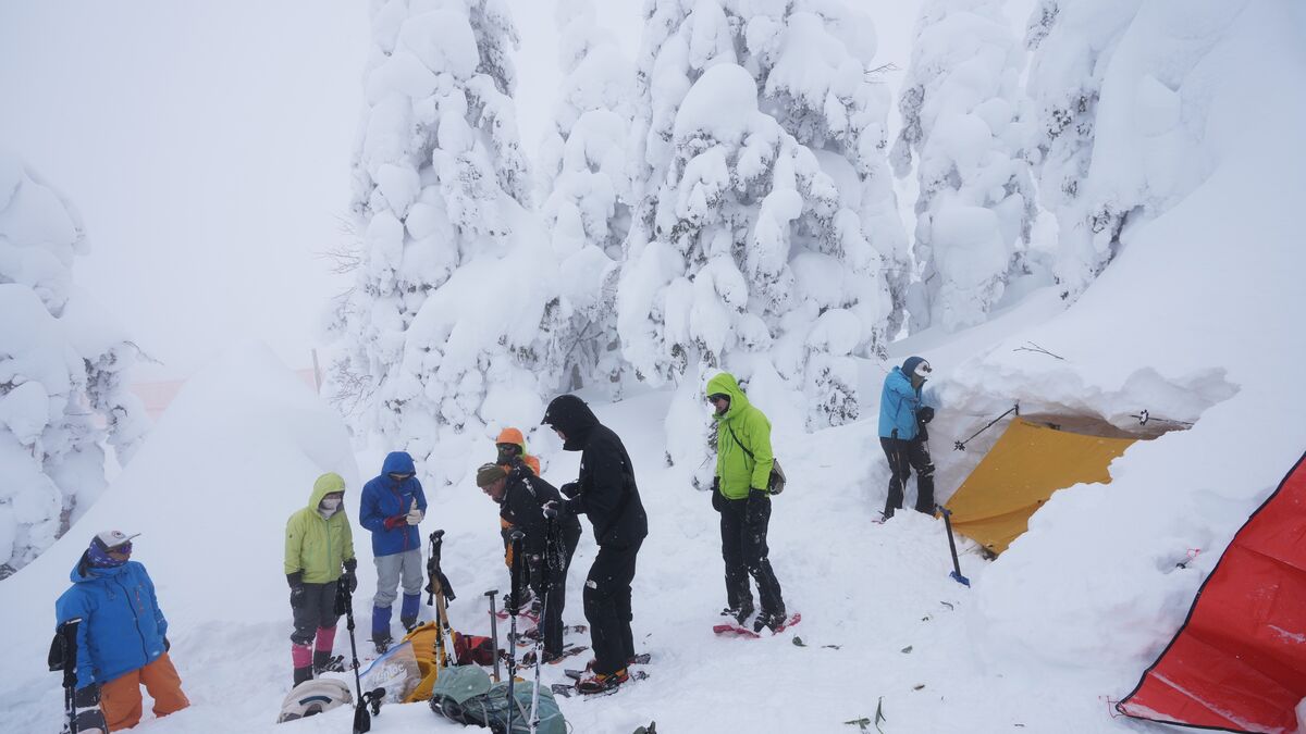 Japan warns of avalanches after