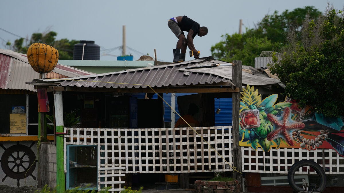 Hurricane Melissa Hits Caribbean as