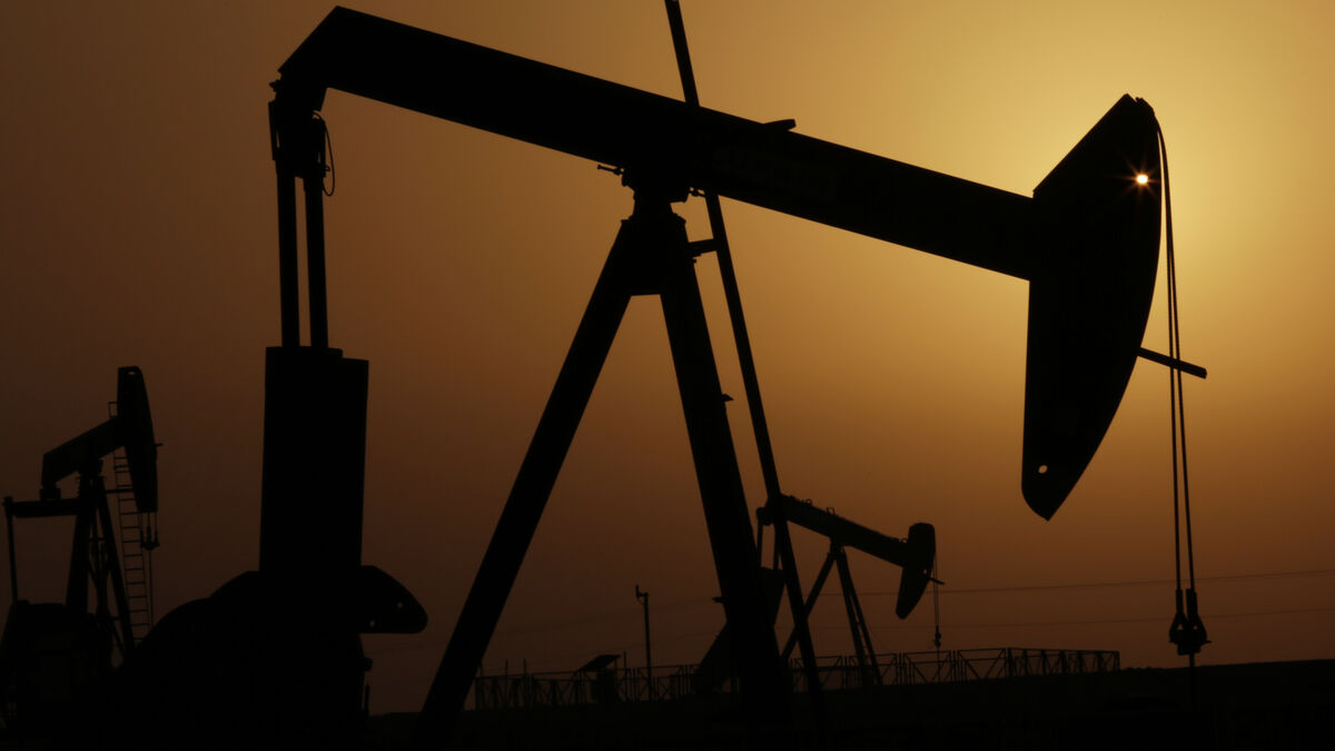 Strong rise in oil prices
