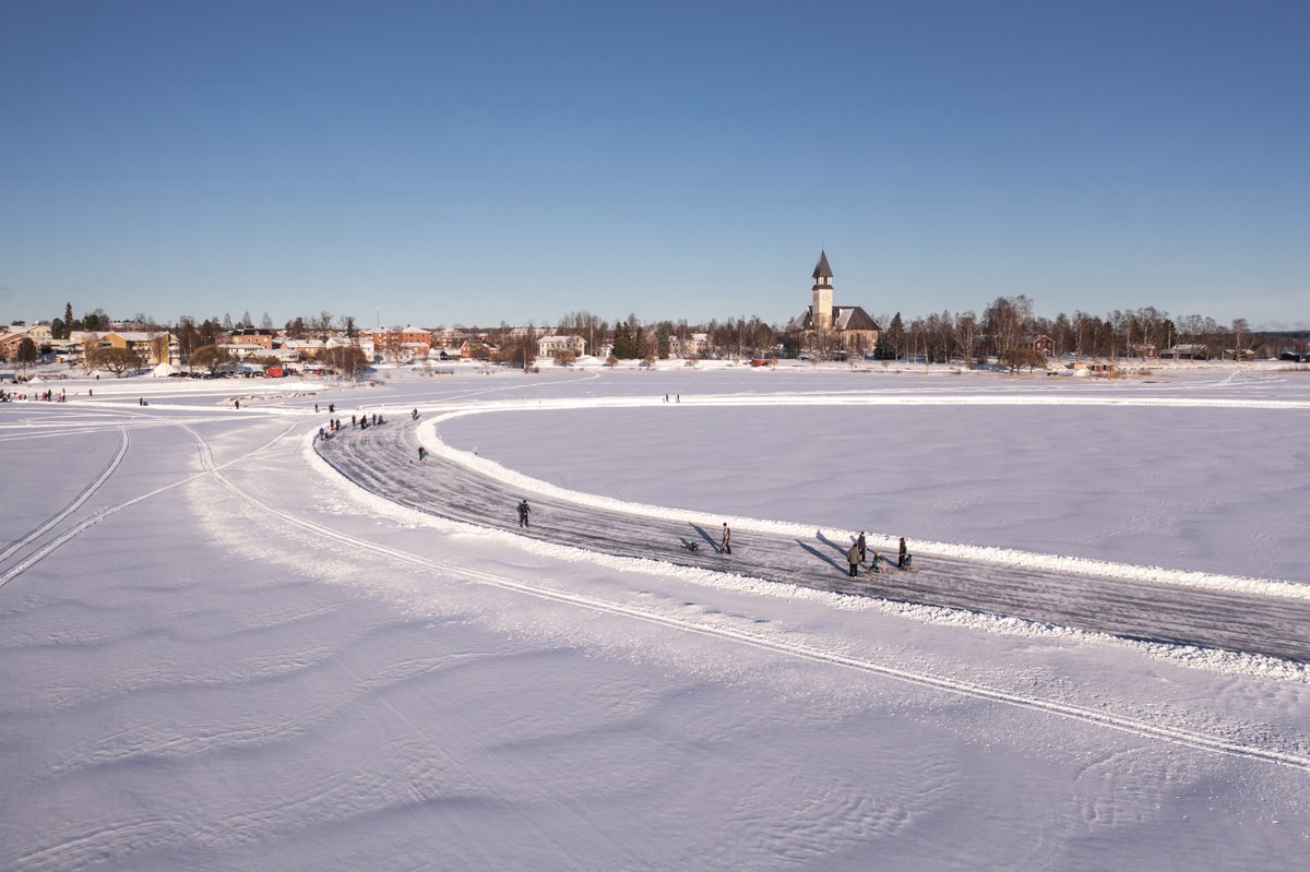 Ska vi köpa semlor i dag eller i morgon?